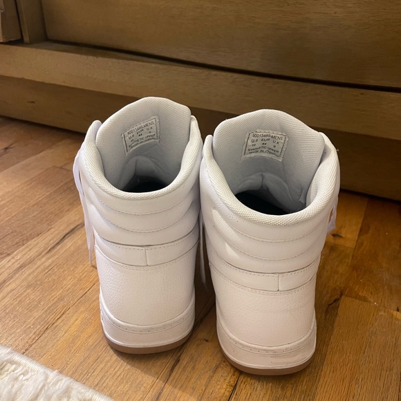 Levis Men’s High Drive Sneaker - Picture 5 of 7